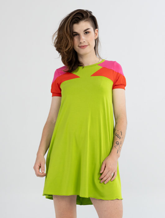 Robe verte à empiècements