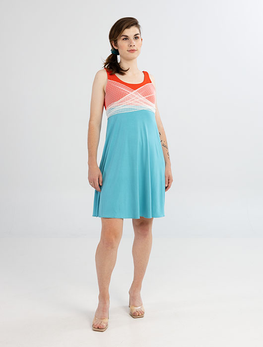 Robe à bretelles larges bleu océan