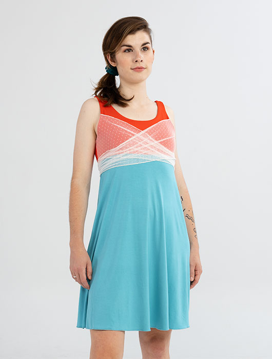 Robe à bretelles larges bleu océan
